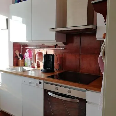 Apartment Cozy, Stylish In The Heart Of The Town